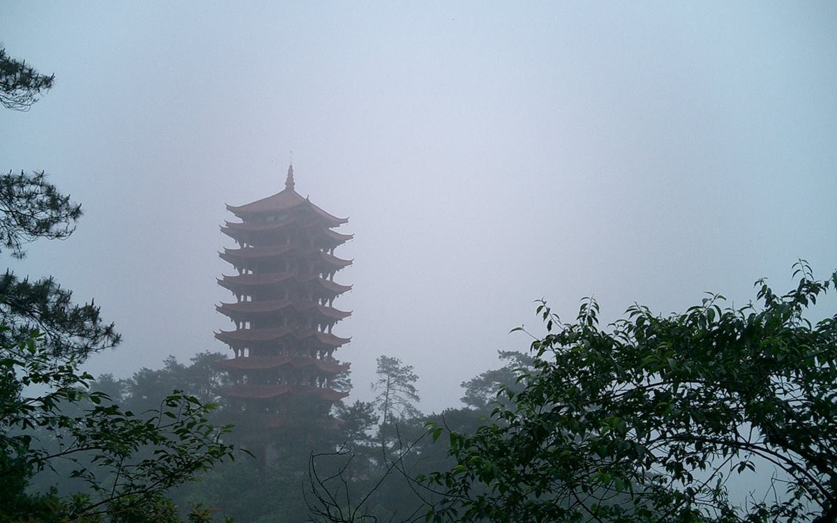 摩围山森林环线第5张风景照片