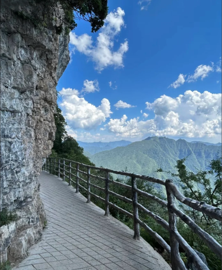 汉中龙头山第5张风景照片