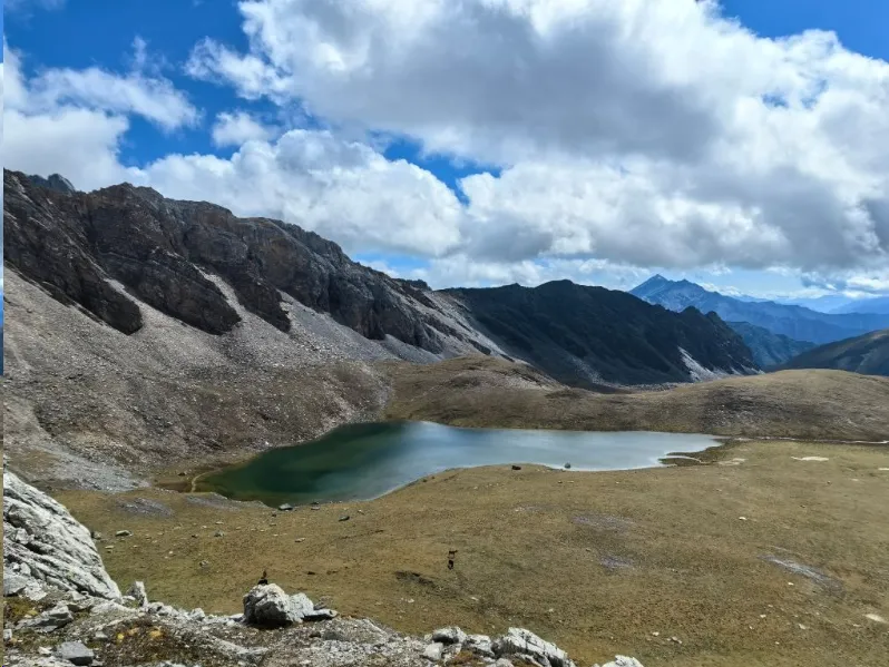 松潘忘忧谷心形海子第1张风景照片